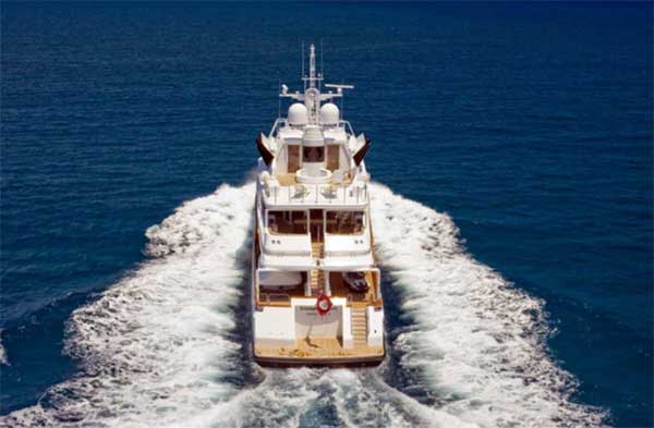 Sterling Yachts Triumphant Lady Aft View